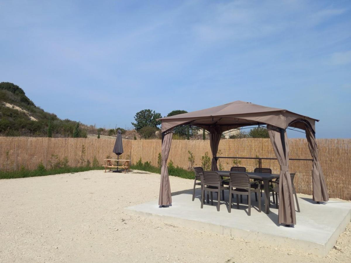 Glamping Pod Hotel Prodromi Ngoại thất bức ảnh